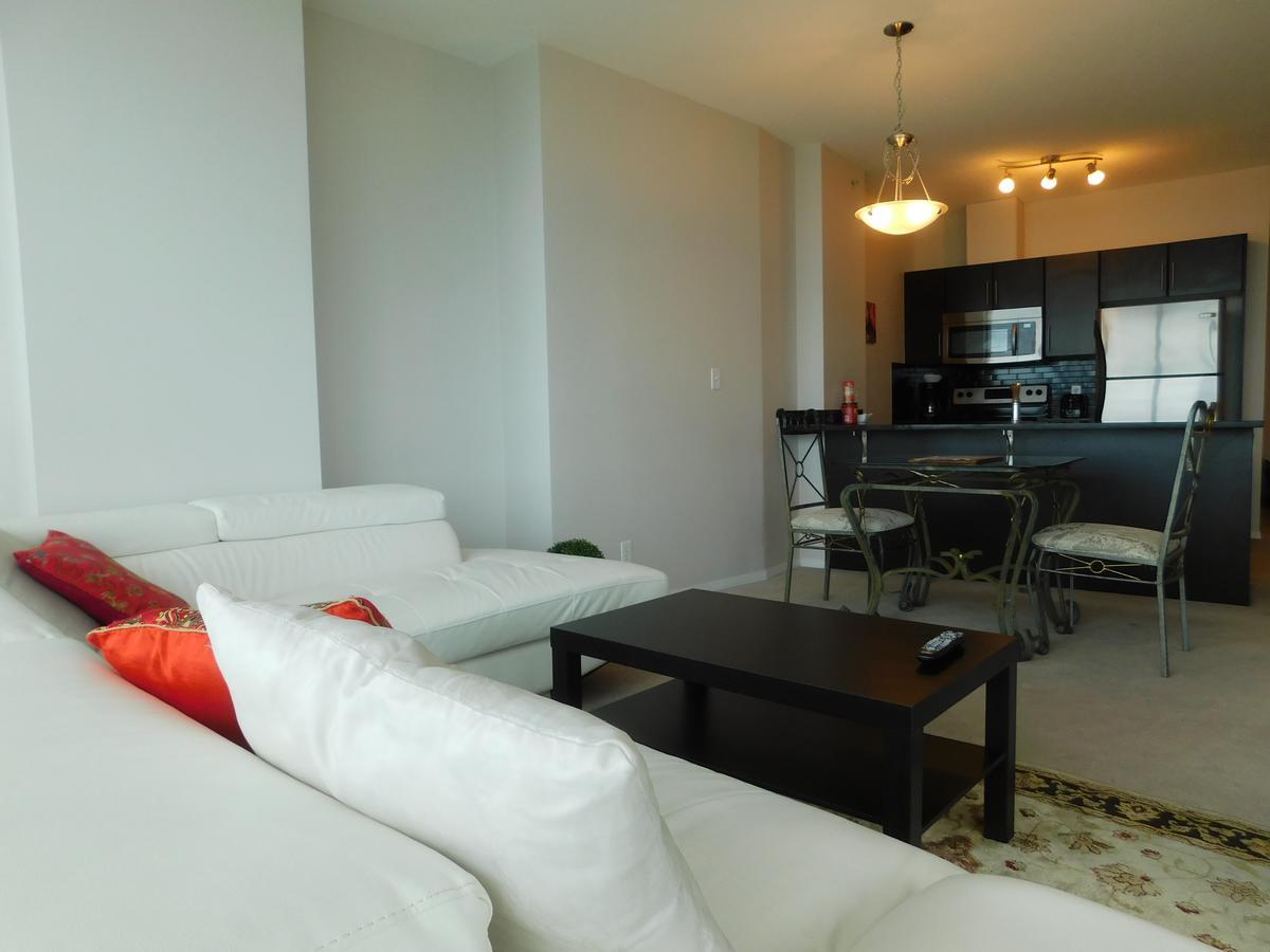 Regal Suites YYC Exterior foto